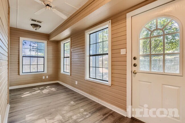 Foto del edificio - 8 Marvin Garden