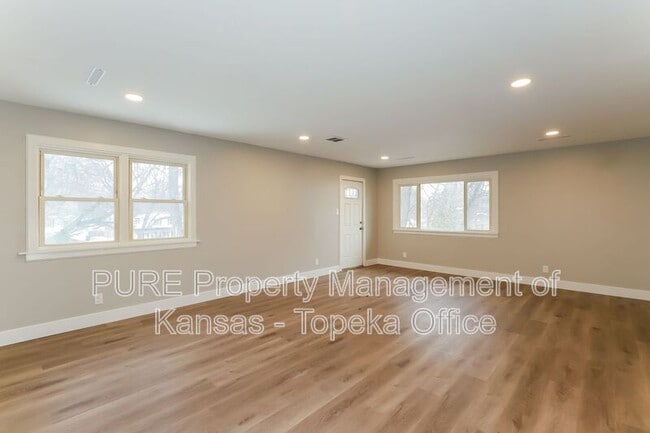 Foto del edificio - 3320 SW Oakley Ave