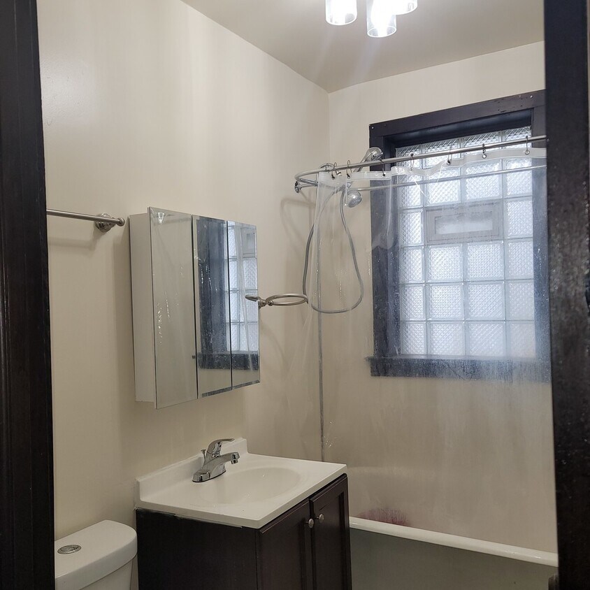 Foto del edificio - 6731 S Rockwell St