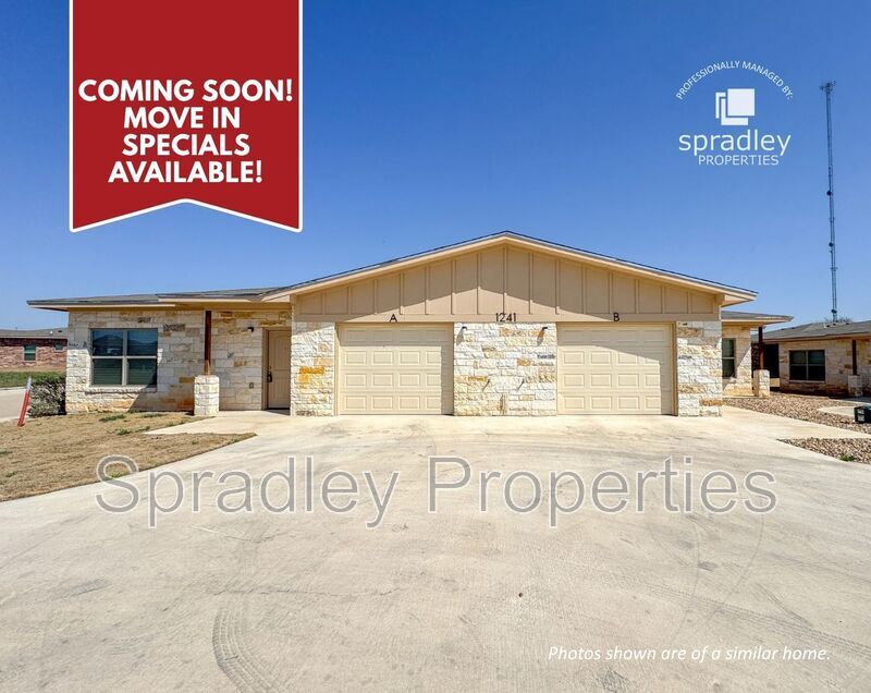 Primary Photo - 1062 Hibiscus Dr