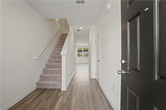 Foto del edificio - 541 Magnolia Cir