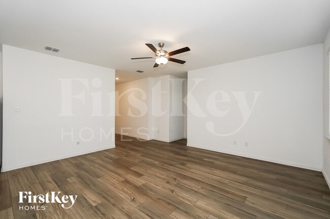 Building Photo - 2524 Goodrich Rd