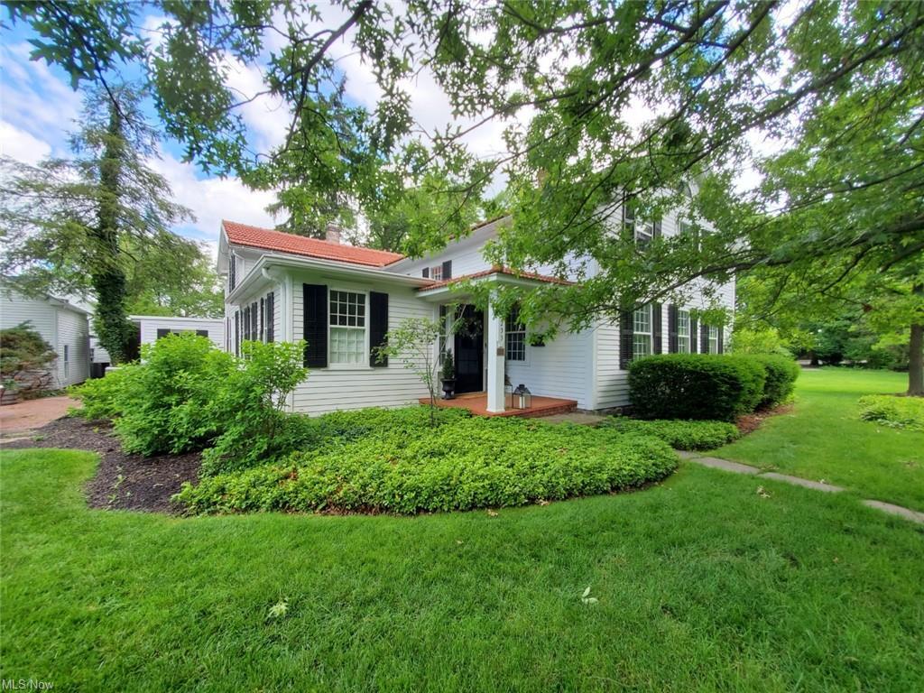 Primary Photo - 233 Aurora St
