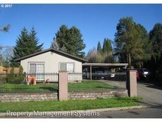 Building Photo - 2551 NE Parkwood St