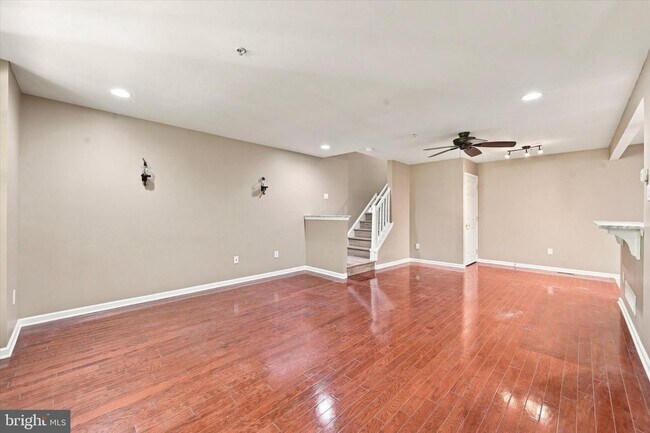 Foto del edificio - 278 Flagstone Rd