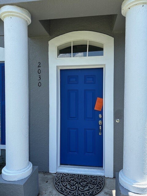Foto del edificio - 2030 Island Walk Dr