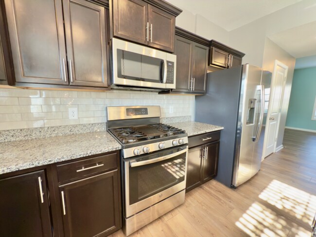 Building Photo - 1325 Millet Dr