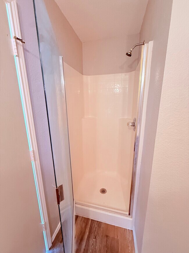 Foto del edificio - 1206 Rye Glen Dr