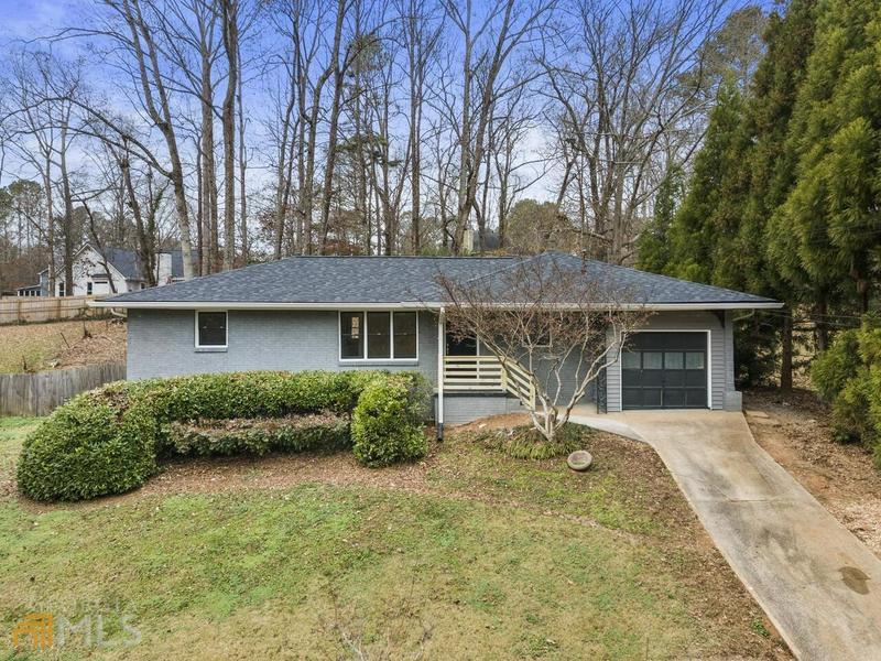 Primary Photo - 1008 Woodward Cir SW
