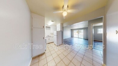 Building Photo - 1627 High St