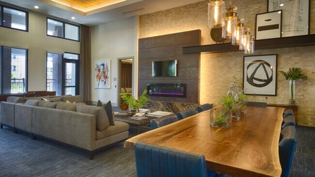 Foto del edificio - 3300 Bay Area Blvd