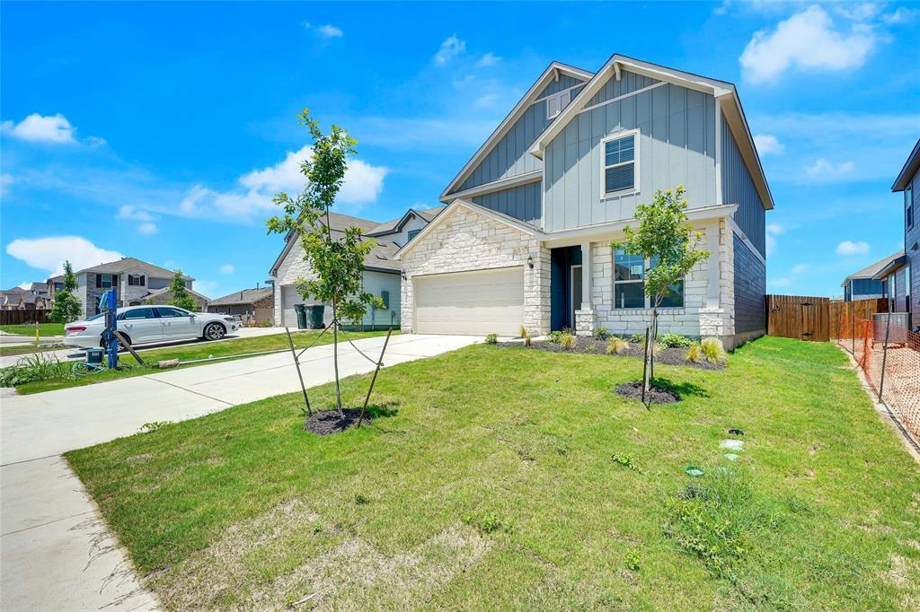 Foto principal - 116 English Oak St