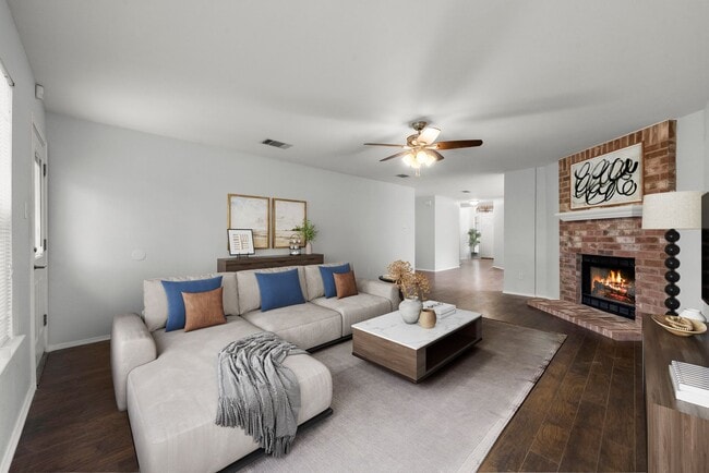 Building Photo - 10410 Cayuse Cove