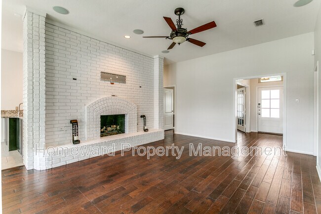 Foto del edificio - 5206 Fox Trail Lane