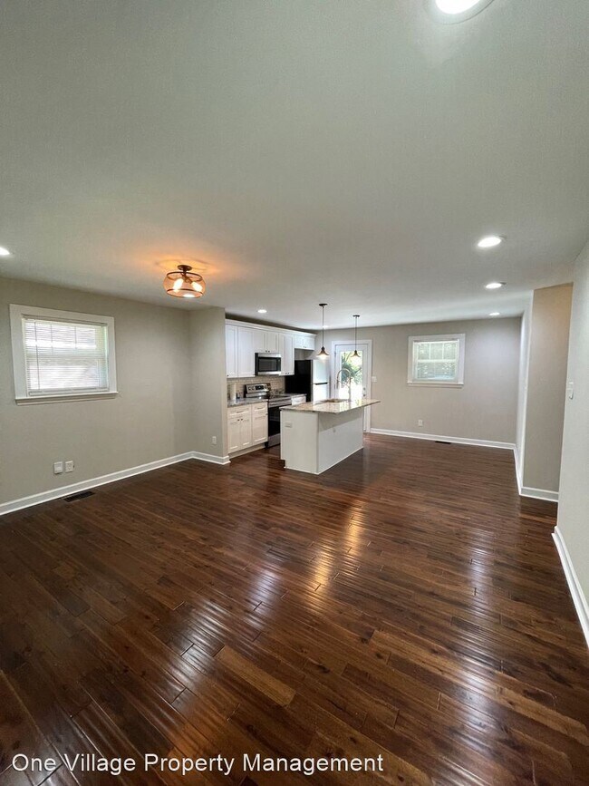 Foto del edificio - 3 br, 2 bath House - 608 Burlington Ave