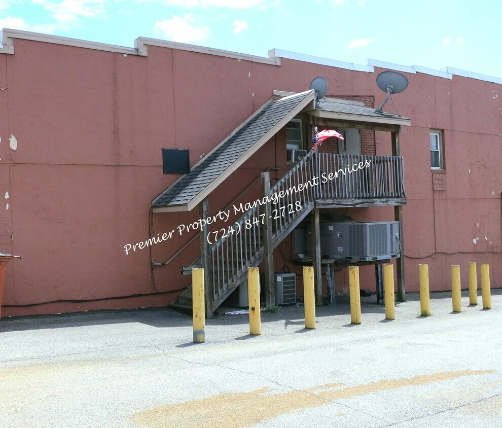 Foto principal - 527 Midland Ave