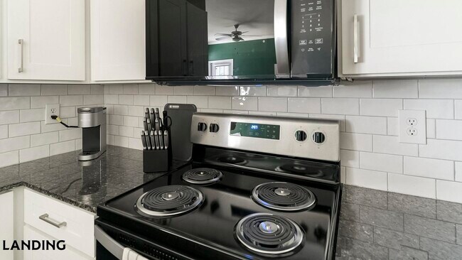 Foto del edificio - 9125 Hwy 6 N