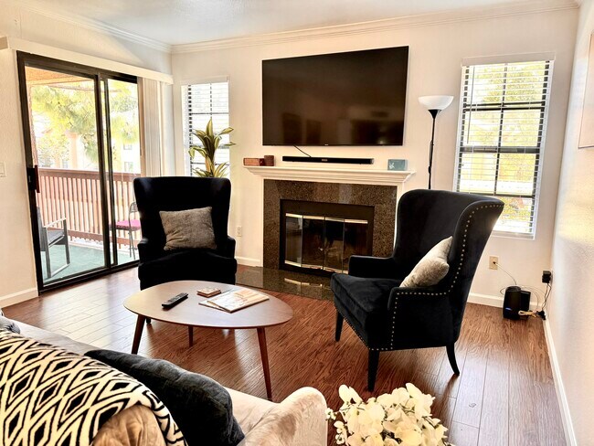 Foto del edificio - 12035 Alta Carmel Ct