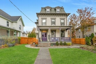 Building Photo - 46 Voorhis Ave