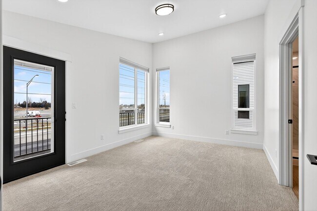 Foto del edificio - BRAND NEW TOWNHOME IN REXBURG WITH GARAGE