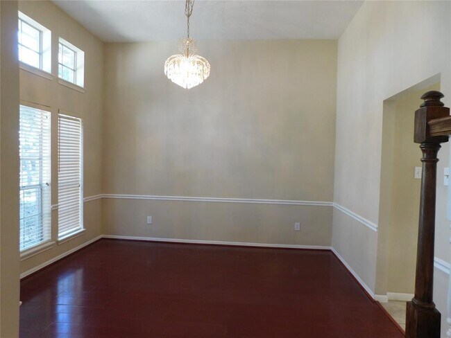 Foto del edificio - 122 High Meadows Dr