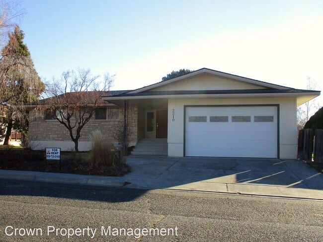 Foto del edificio - 5 br, 3 bath House - 2210 Enterprise Drive