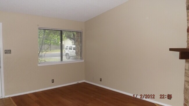 Foto del edificio - Carley Properties LLC 1 (11713 Argonne Forest Trl)