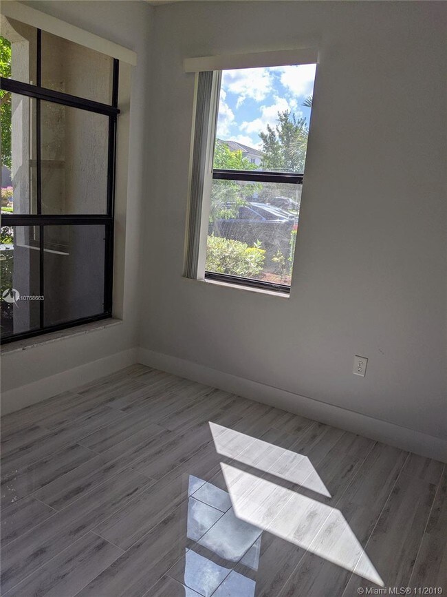 Foto del edificio - 17548 SW 153rd Ct