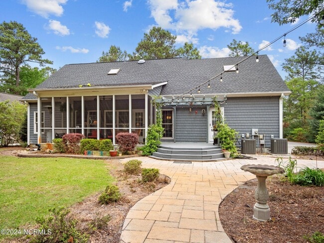 Building Photo - 506 Royal Tern Dr