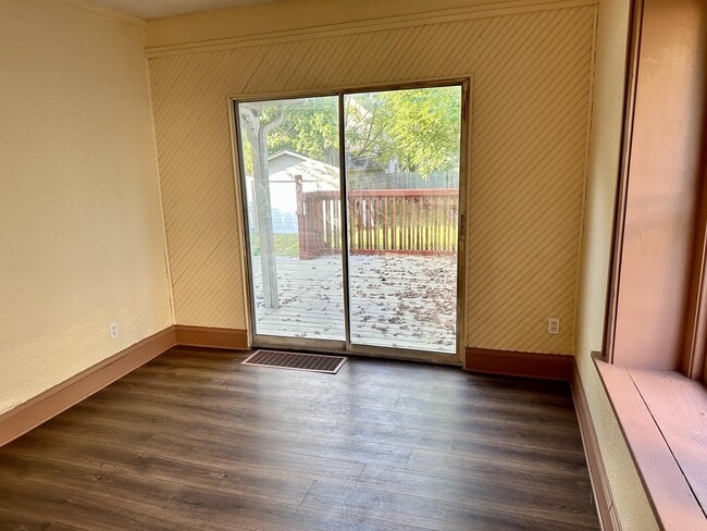 Building Photo - 71 E Ido Ave