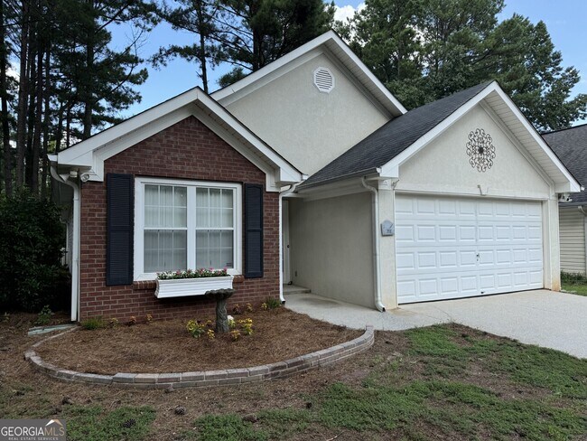 Building Photo - 701 S Fairfield Dr