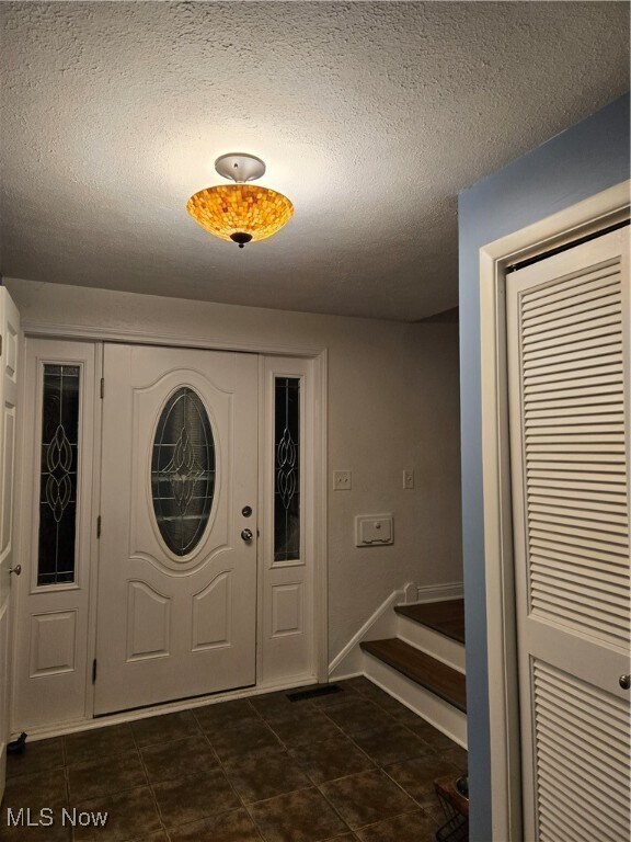 Building Photo - 24654 Hawthorne Dr