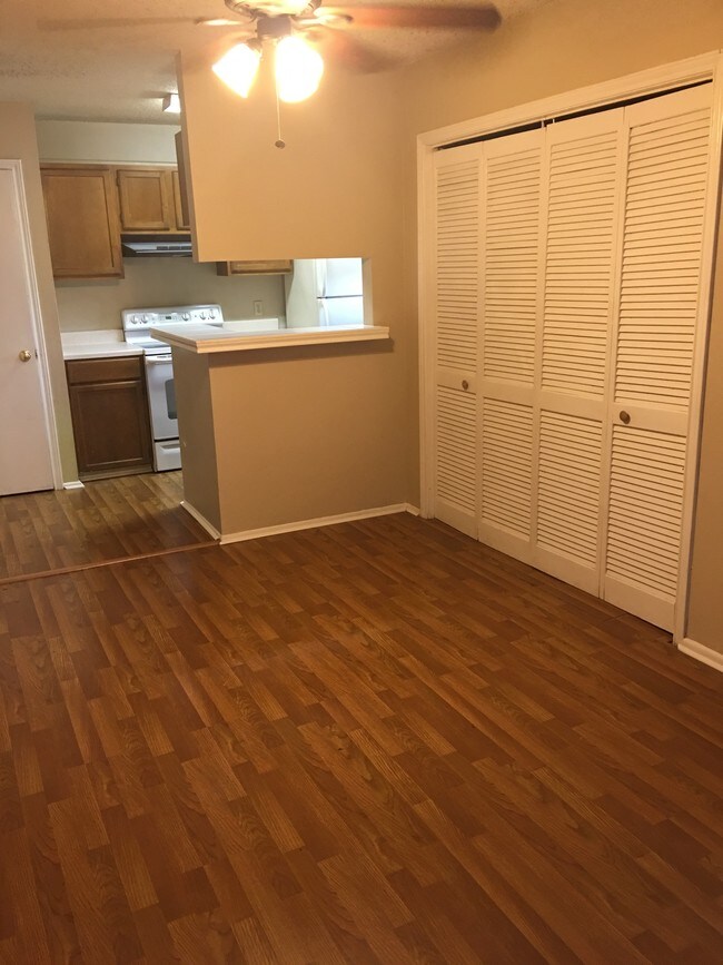 Pecan Hill Apartments Rentals San Antonio, TX