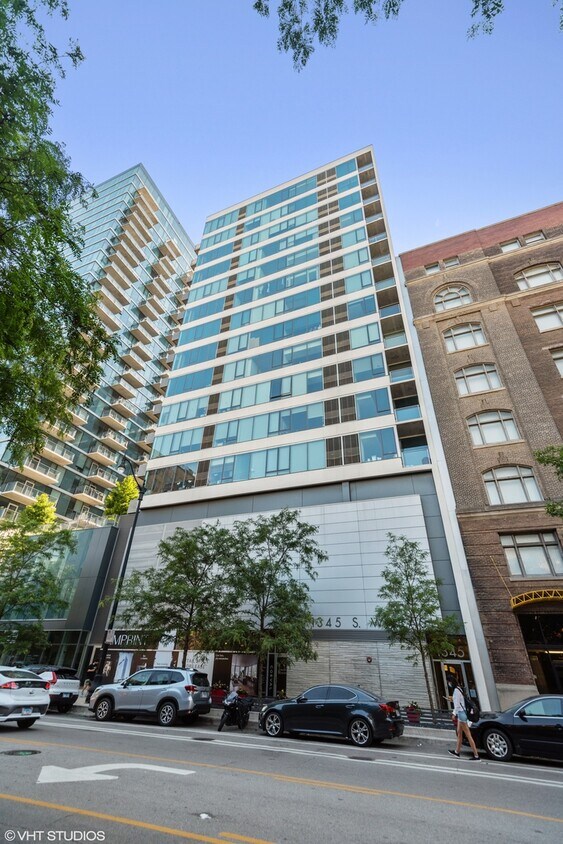 Foto principal - 1345 S Wabash Ave