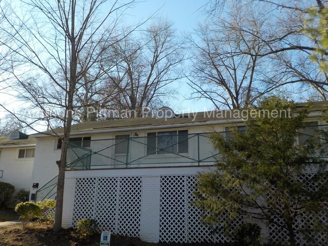 Foto del edificio - 2325 Grant Ave