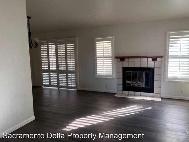 Building Photo - 2 br, 2 bath House - 8242 Scenic Hills Way