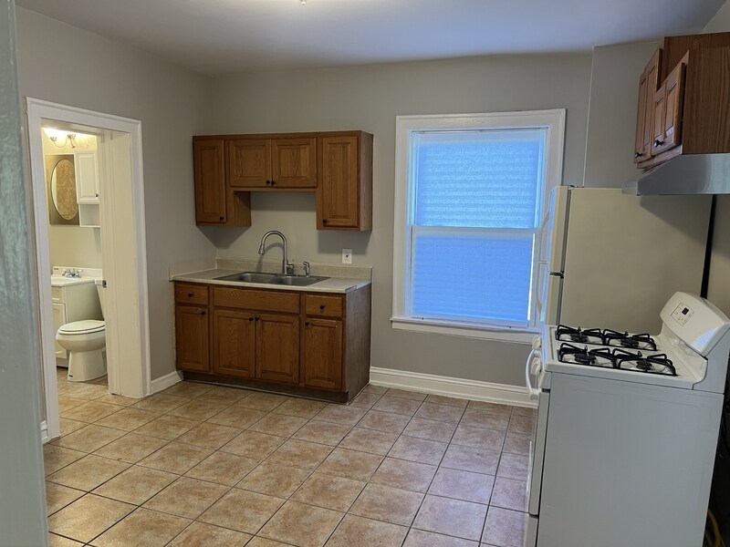 Foto principal - 8159 S Coles Ave