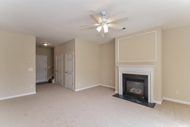 Building Photo - 254 Highland Falls Dr