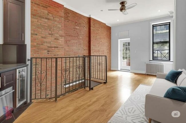 Photo - 250 Mott St Apartment