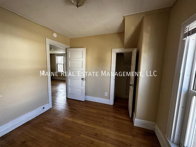 Building Photo - 99 Broadway-Apt 8