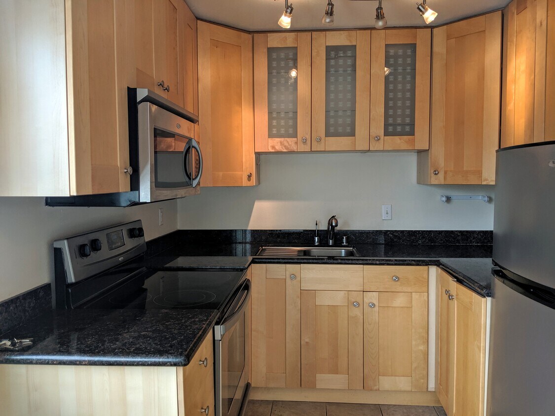 Primary Photo - 7528 24th Ave NW