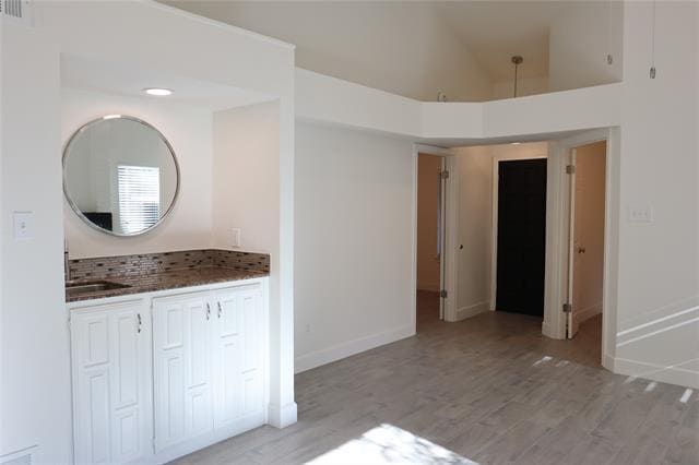 Building Photo - 14151 Montfort Dr