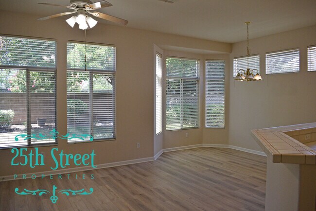 Building Photo - 5597 Lantern Grove Ln