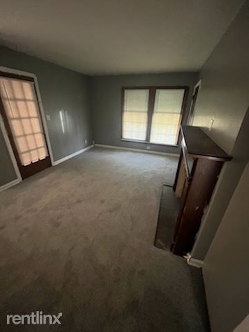 Foto del edificio - 2 br, 1 bath Duplex - 3604 West 130th Stre...
