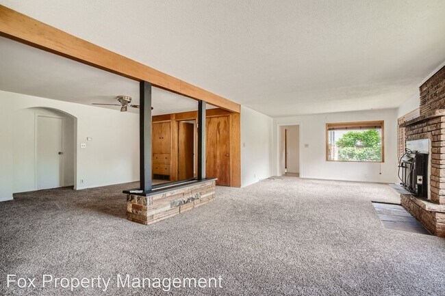 Building Photo - 4 br, 2 bath House - 2135 Norwood Avenue