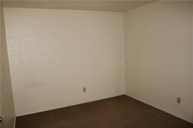 Building Photo - 312 Hickerson St