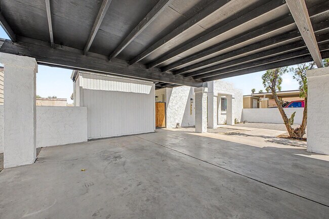 Foto del edificio - 4127 N 106th Ave