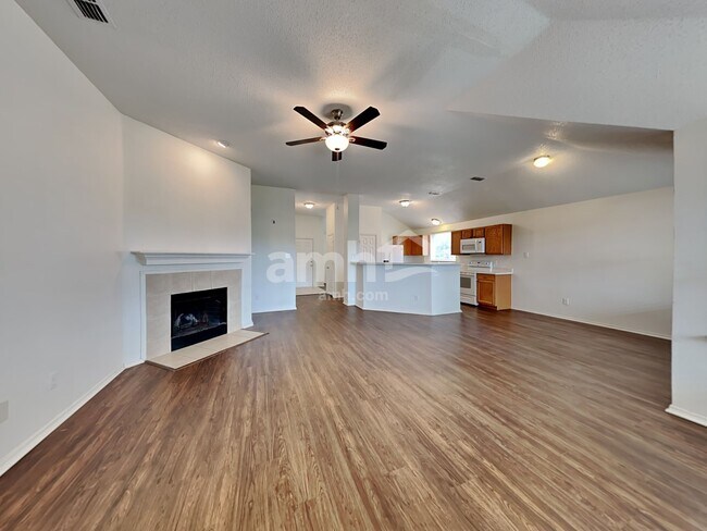 Building Photo - 501 Rowdy Dr
