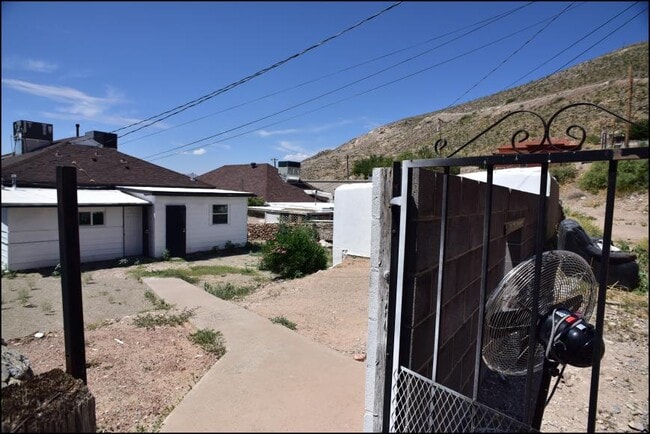 Building Photo - 0 bedroom in El Paso TX 79930