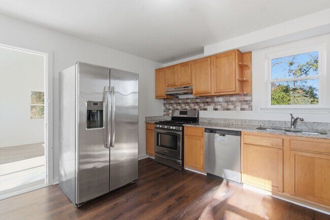 Foto del edificio - 9631 Worth St